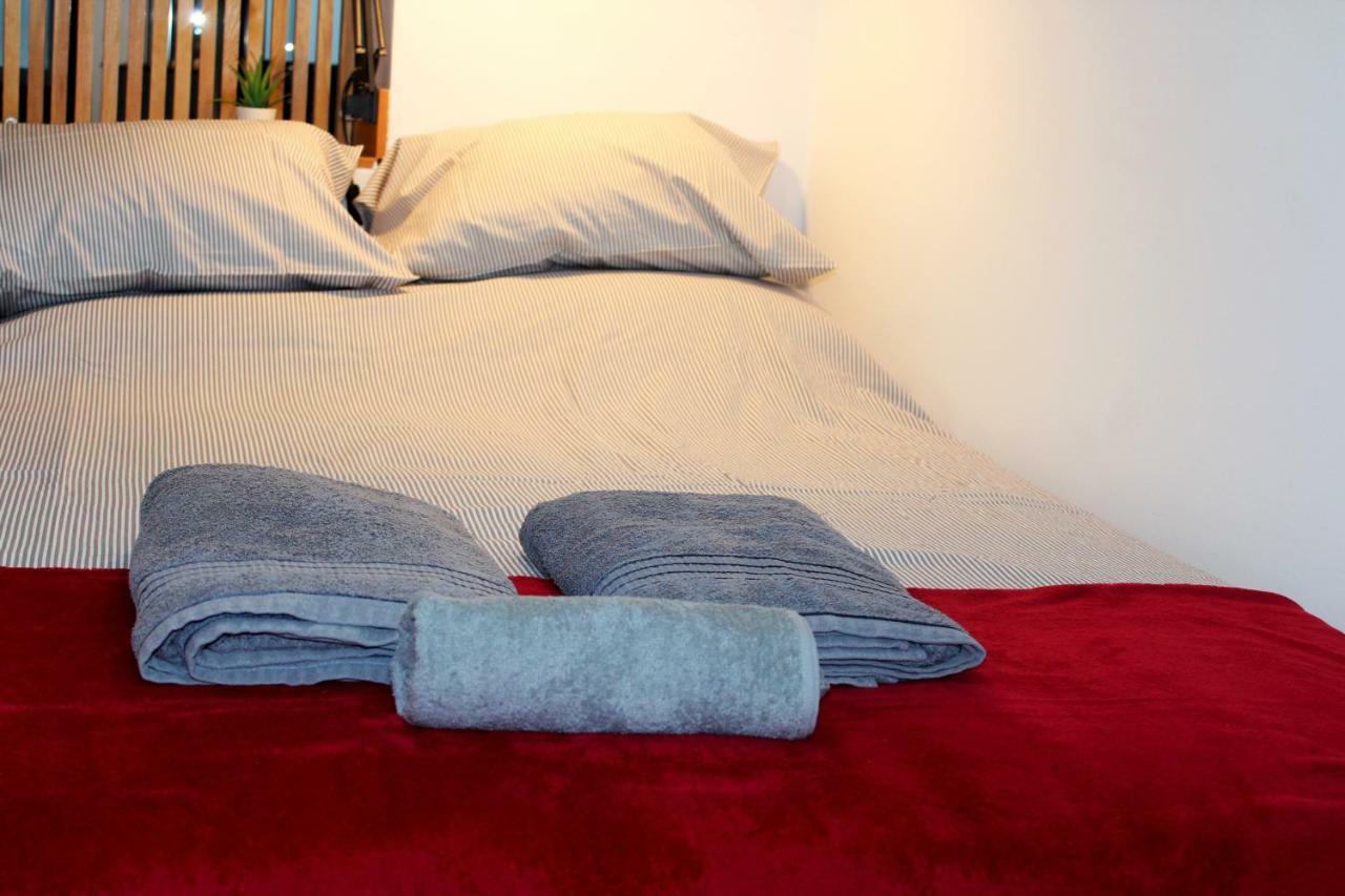* 5 Star Apartment In Historic District * Walk 2 Alfama! Lissabon Exterior foto